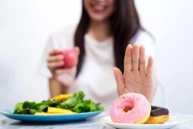 Vì sao khi no thì dù thức ăn ngon mấy cũng không cảm thấy thèm?