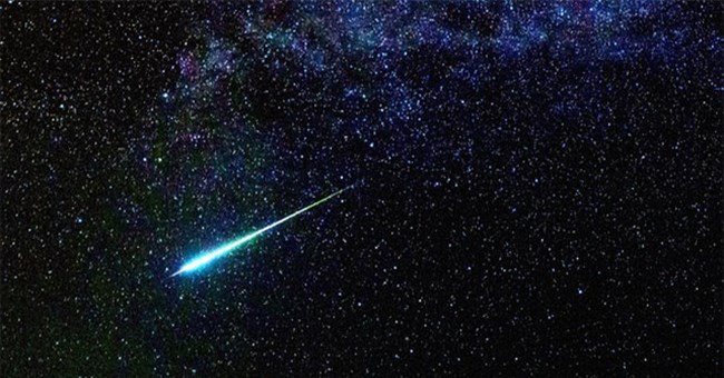 Vận tốc của sao Chổi Halley là bao nhiêu km/s?