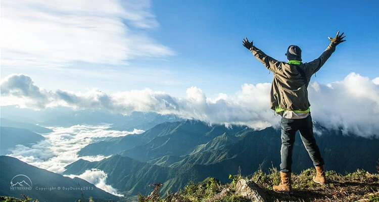 Ở đâu ra đỉnh núi bằng?
